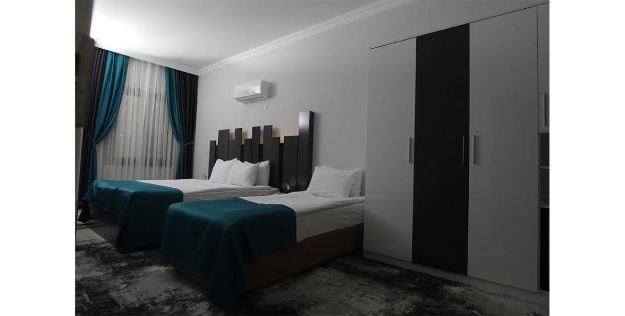 Plaza Hotel Ізмір Екстер'єр фото